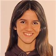 Soy estudiante de cuarto de carrera de ADE , doy clases a niños y adolescentes .